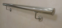 Пристенный поручень прямой нержавеющий диаметр 38 мм, код 18-1-13