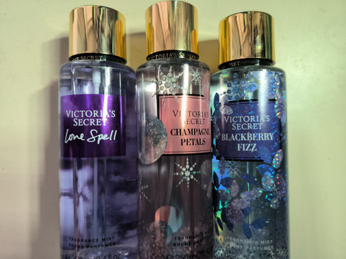 Комплект парфюмированных спреев VICTORIAS SECRET 3 аромата по 250 ml + масочка в подарок