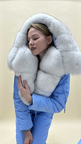 Голубой зимний костюм до -35 градусов с меховой отделкой из аукционного вуалевого песца - Без аксессуаров